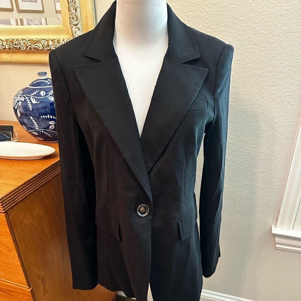 VERONICA BEARD Aaliyah Dickey linen-blend blazer